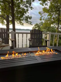 Incredible Views! 7 Beds/ 7 Baths, Lakefront - Image 4