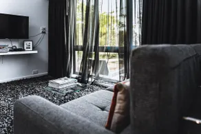 C - The Trentham - Studio Spa Apartment - Image 3