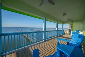 3BR Bayfront Home | Private Lighted Fishing Pier - Image 2