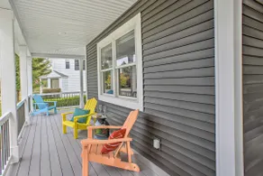 < 1 Mi to Dtwn Ludington: Bright Lower-Level Unit - Image 2