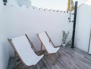 A&C Suite B Apartments - Image 3