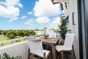 SoCe Flats 306 - West Facing Luxury Downtown Condo - Image 3