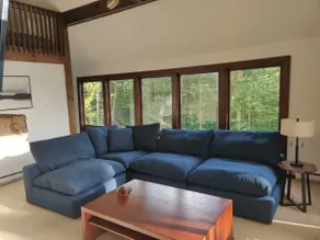 Epic Stratton Views & Hot Tub | En-Suite Bath Every Bedroom | 9 Min to Stratton - Image 2