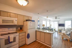 Coastal Condo w/ Public Atlantic Beach Access - Image 5