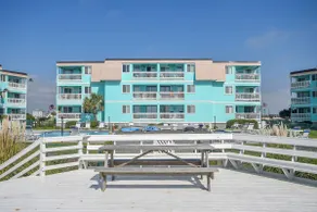 Coastal Condo w/ Public Atlantic Beach Access - Image 3