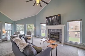 Waterfront San Jacinto River Home w/ Boat Slip! - Image 3