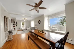 Main House - 3 Story 5 Bed 3 Bath Private Deck Courtyard Pet Friendly fee applies - Image 5