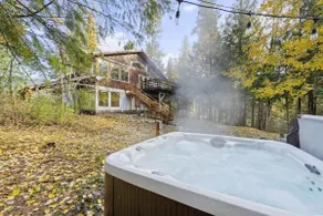 The Wood View: Secluded, Dog Friendly, Hot Tub - Image 2