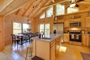 12 Mi to Sugar Mtn! Group Getaway w/ 2 Decks - Image 4