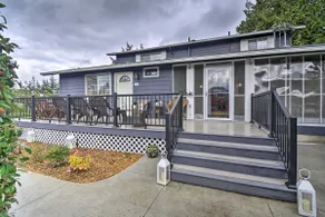 Spacious Home w/ Yard, 20 Miles to Olympic NP - Image 2