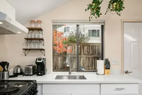 ♥ Secret & Charming Studio |Near I5 |North Seattle - Image 5