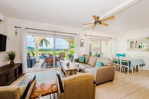 Oceanfront Villa, Private Pool & Concierge - Image 3