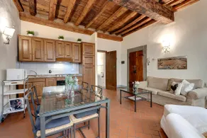 Leoni by Monteverdi Apartments - Image 4