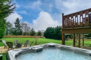 8-minutes to Downtown Asheville! Private Pool and Hot Tub | 4 Bathrooms En-suite - Image 2