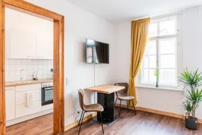 Apartment Four (Saxon courtyard) - Image 5