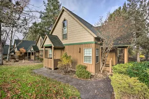 Chalet at Running Y Resort w/ Wraparound Deck! - Image 2