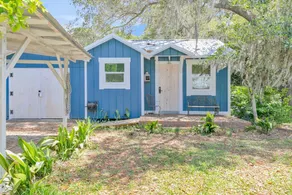 Waterfront Guest Studio Bungalow Cottage Retreat - Image 2