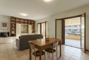 Sunflower Apartment - trilocale con piscina, terrazza e wifi - Image 4