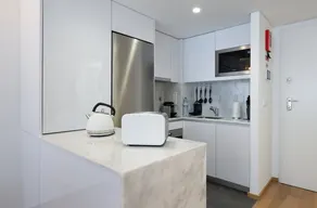 LuxiStay Good Success Habitatio – Prime Flat - Image 4