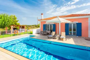 Villa Europe Ena in Lakithra - Image 3
