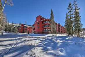 ‘The Bunk House’ - Ski-In/Ski-Out at Giant Steps! - Image 3