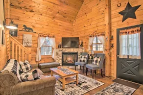 Rustic Rothbury Cabin w/ Resort Amenity Access! - Image 4