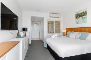 The Pool Resort - Studio Ocean & Pool View (3303) - Image 3
