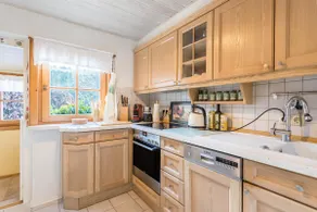 Quaint country cottage - Image 5