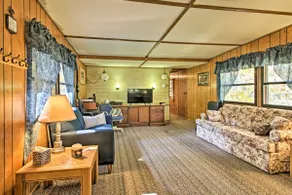 Cozy Retreat w/ Fire Pit < 1 Mi to Mille Lacs Lake - Image 3