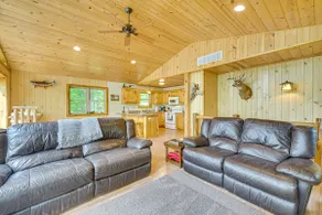 Four-Season Lake Cabin w/ Canoe & Paddle Boat! - Image 5
