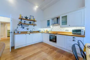 Luxury family friendly holiday cottage in the heart of the Cotswolds - Church Mews - Image 3