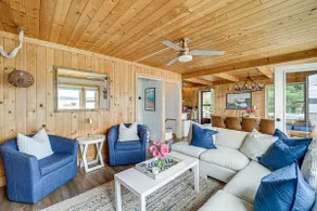 Updated Glen Arbor Cottage on Lake: Dock & Mooring - Image 5