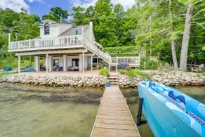 Updated Glen Arbor Cottage on Lake: Dock & Mooring - Image 2