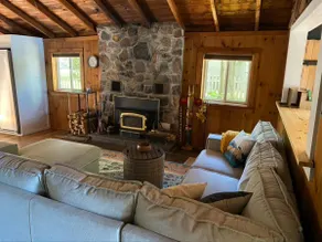 Adorable Lakefront Cabin with HOT TUB! - Image 2