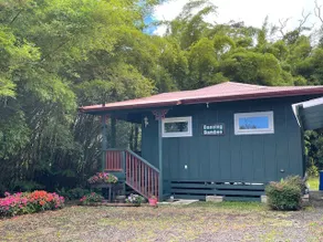 Dancing Bamboo Cottage Cozy Getaway Near HVNP - Image 3