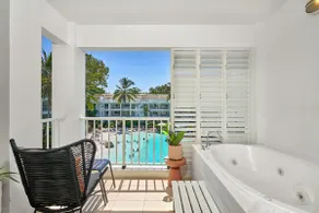 Beach Club 2 Bedroom Penthouse 3131-2 Palm Cove - Image 3