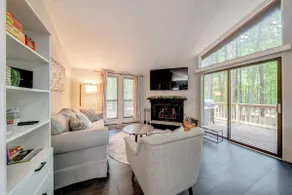 Cozy Pet-Friendly w Fire Pit, Wifi & Pool Access - Image 5