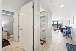 227 Edgewater Inn | Private Lakefront Balcony Stay | Pool, Hot Tub, Sauna - Image 2