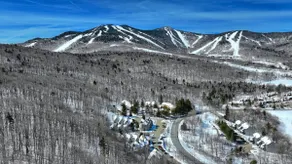 Ski You Later, Alligator Condo with Mountain Views on Shuttle Route - Image 3