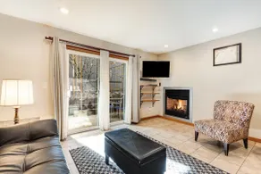 Ground level Condo near Downtown Bend - Image 4