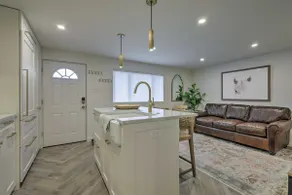 Aspen Condo w/ Mountain Views & Ski Access! - Image 3