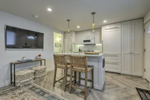 Aspen Condo w/ Mountain Views & Ski Access! - Image 2