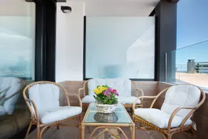 The Dock House - Image 5