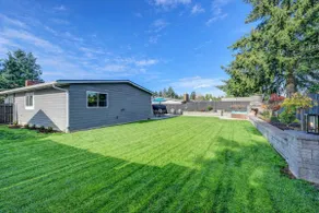 Renton Oasis - Relaxing 3BR Home with Great Outdoor - Image 4