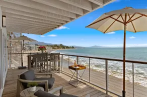 Hobbit House sur Miramar Beach - une expérience unique en bord de mer! - Image 2
