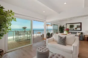 Hobbit House sur Miramar Beach - une expérience unique en bord de mer! - Image 5