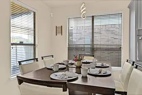 Royal Spring Vacation Home. - Image 2