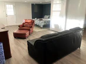 Heart of Hickory Home #2 ~ Open layout studio APT - Image 2