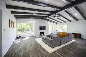 Gorgeous Renovated Home With Large & Private Lot - Image 5