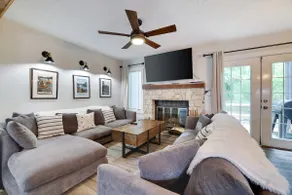 Ski In/Out JackFrost Townhouse w Fireplace - Image 4